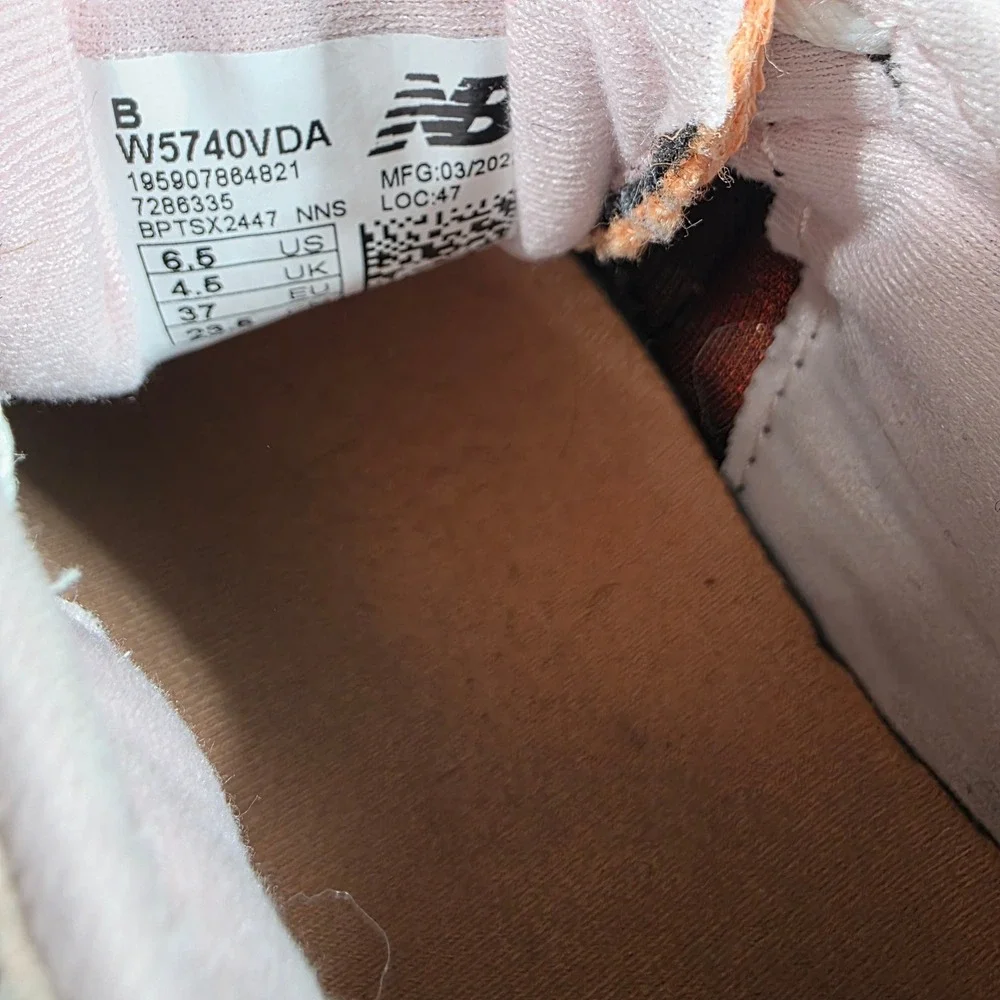 New Balance 57/40‎ Pink Orange Suede Mesh Sneakers W5740VDA Womens 6.5